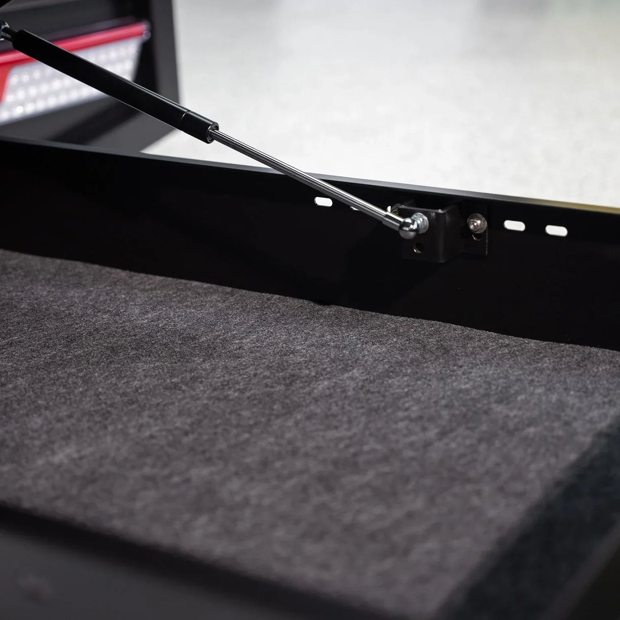 Aluminium Space Cab Tray with Trundle - 2000mm - Matte Black