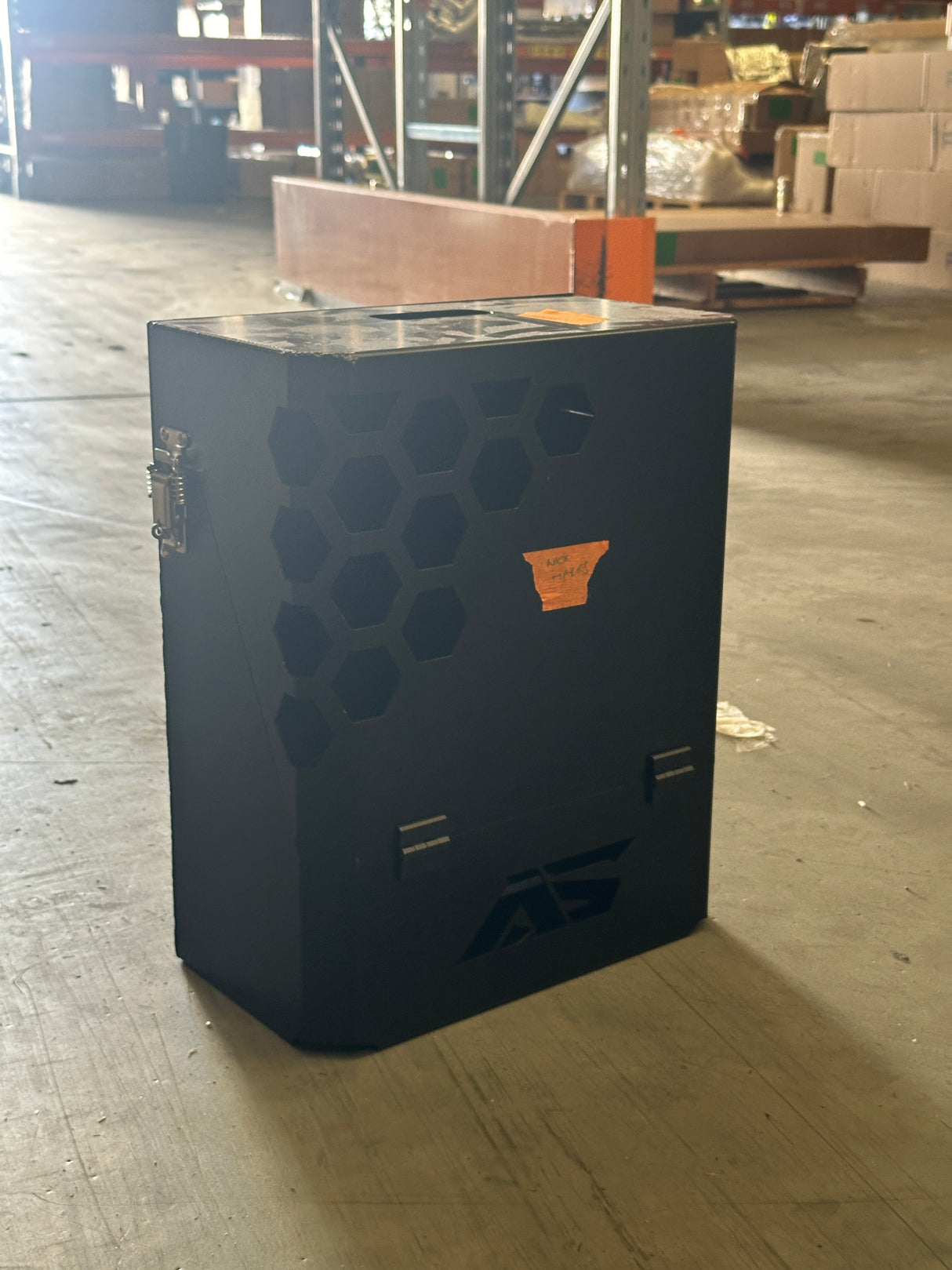 Clearance - Lockable Jerry Can Holder - Matte Black SNDB-026