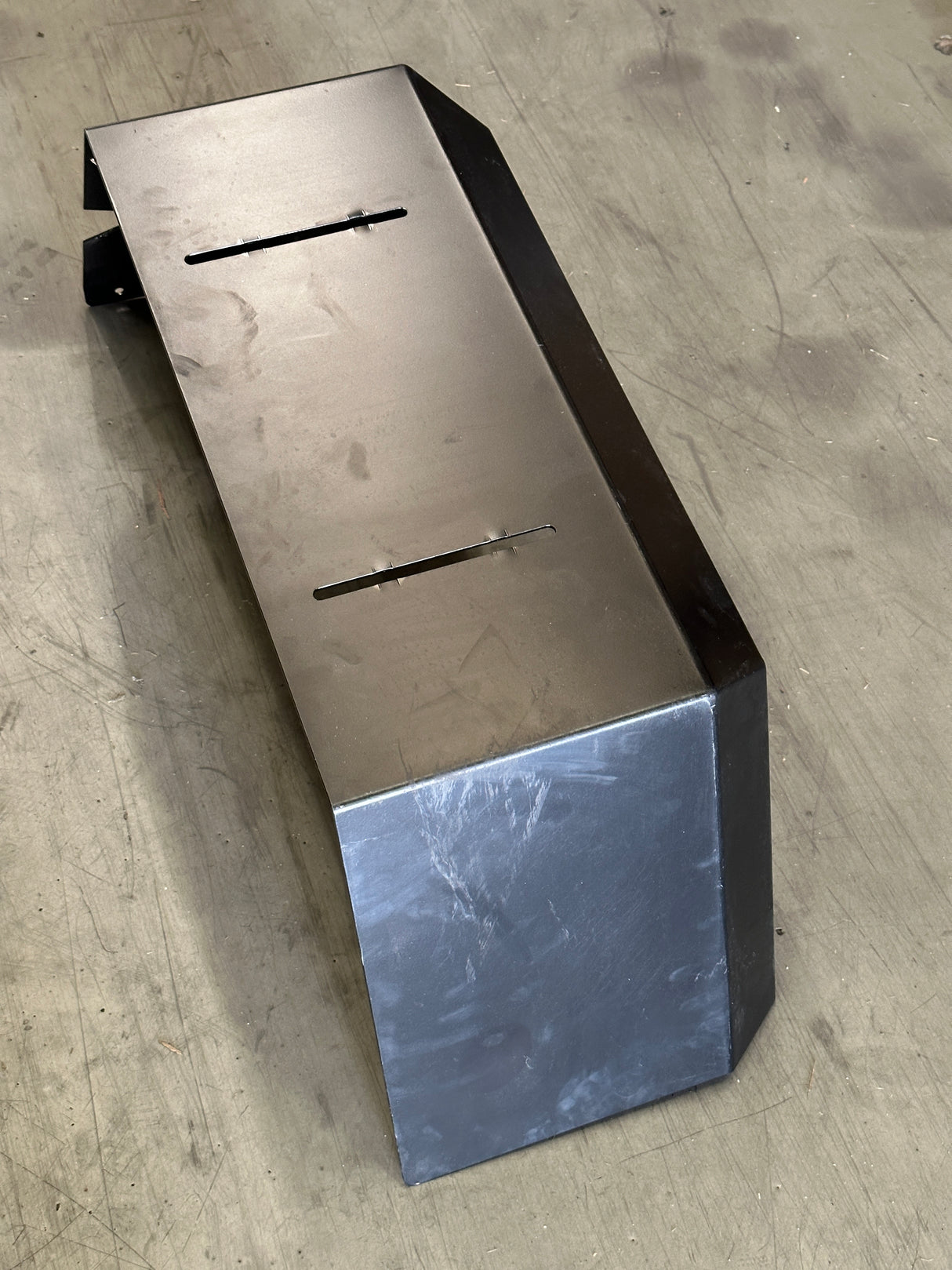 Scratch & Dent - Wheel Guard Right hand side - Matte Black SNDB-002