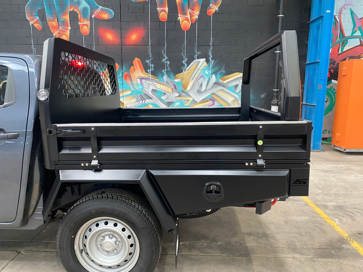 Heavy Duty Tray Side Kit - 1700mm - Matte Black