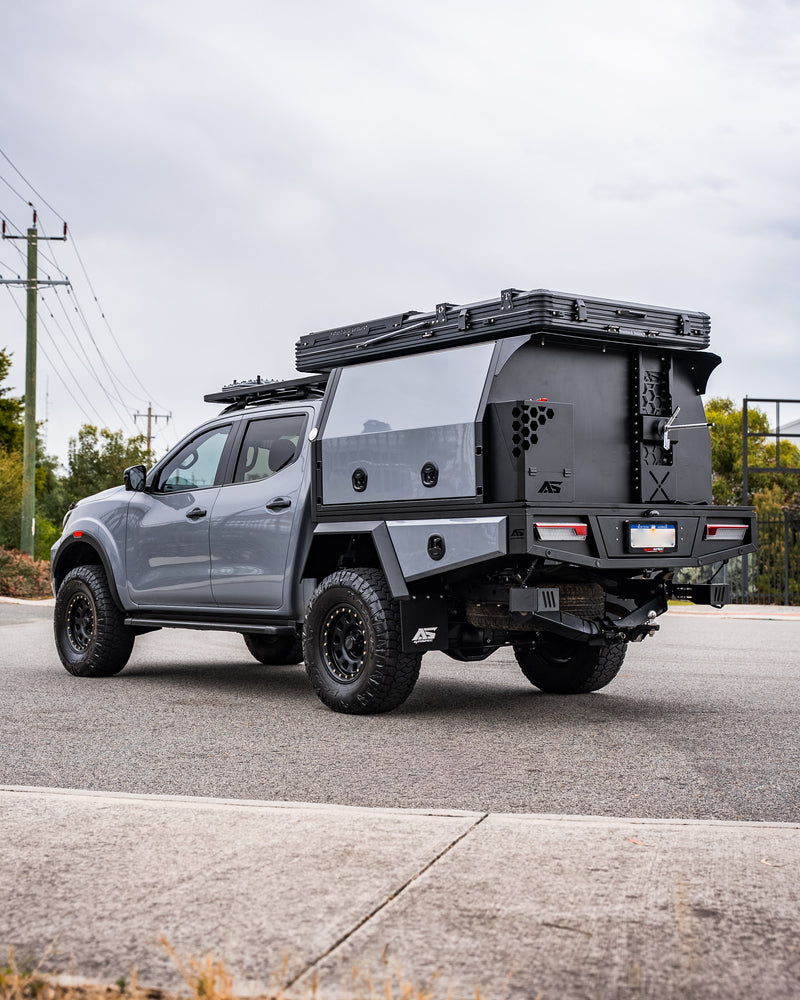 1.2 - Navara, 1400 v2, Blue Grey CC, Spare Wheel Carrier, Jerry Can Holder - DSC08415.jpg