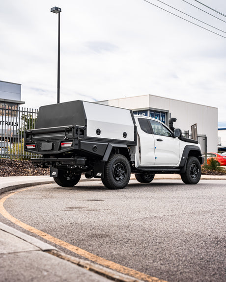 1.3 - Space Cab Super Duty, 1700 on 2000 tray, White CC (just Canopy), tray sides - DSC09119.jpg
