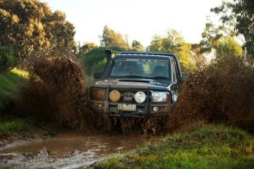 Commercial Bull Bar to suit Toyota Landcruiser 76/78//79 series (V8 TD Single Cab) 2007 to 2016 and 79 series Dual Cab 11/2012 onwards