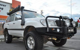 Deluxe Commercial Bull Bar to suit Landcruiser 105 Series HZJ105/FZJ105