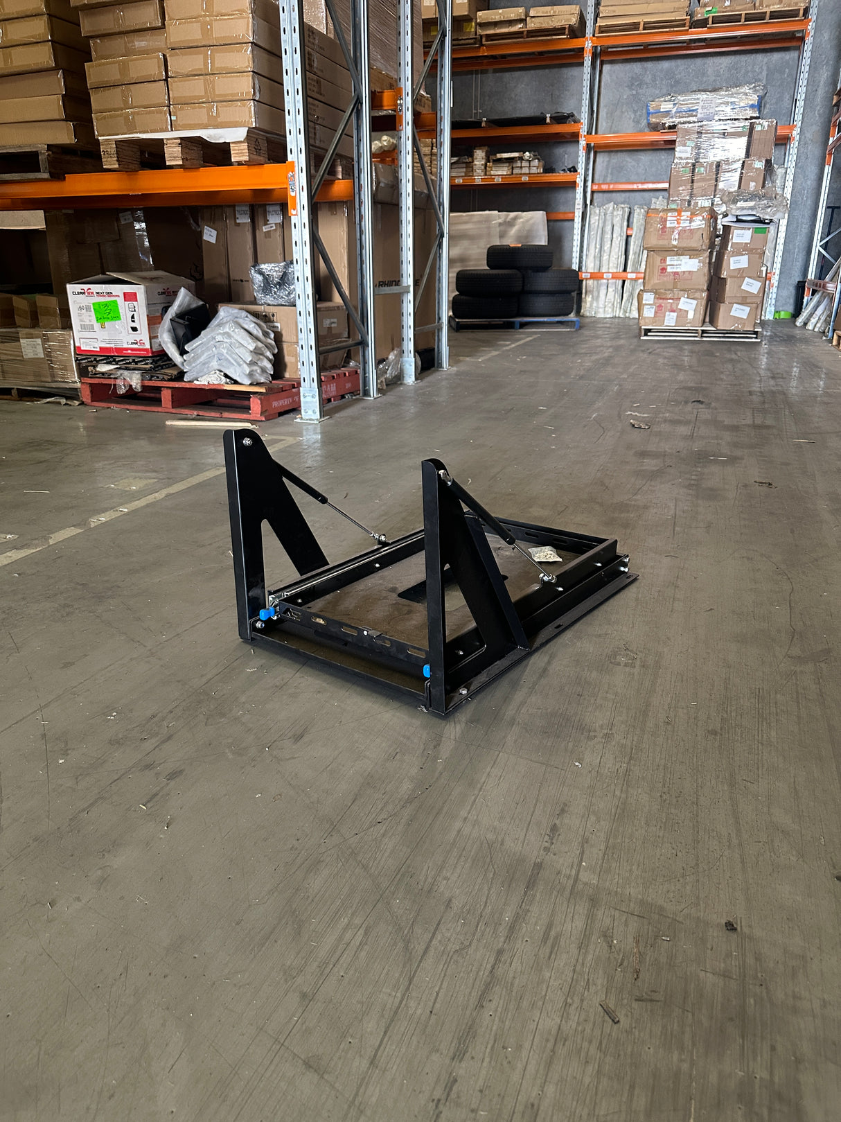 Scratch & Dent - Tilt Fridge Slide - 40/50L SNDB-001