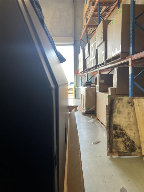 Scratch & Dent - 1700mm Aluminium Canopy - Matte Black SNDB-018