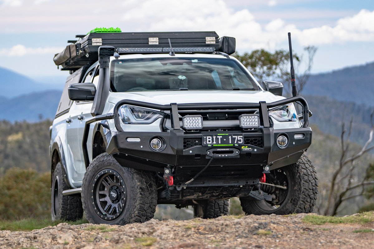 Isuzu D-MAX 2019 Deluxe Bull Bar