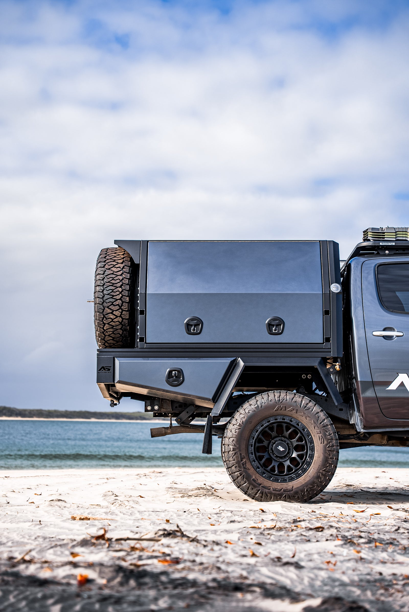 Josh Hilux Fraser Island - DSC04231.jpg