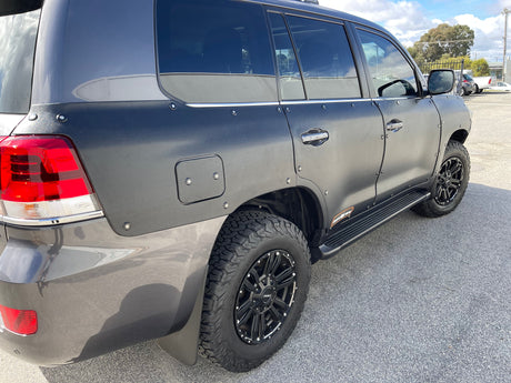 200 Series Landcruiser with Rhinohide Armor