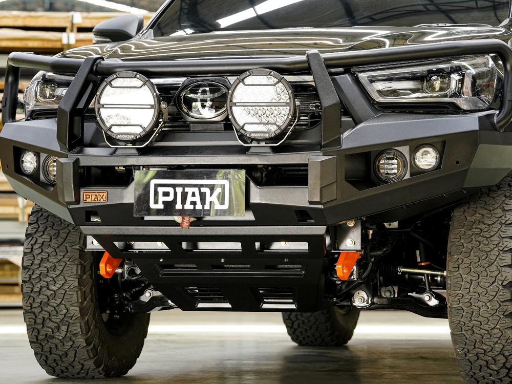 PIAK Elite Loop Bar for Toyota Hilux (5/2020 to 7/2024)