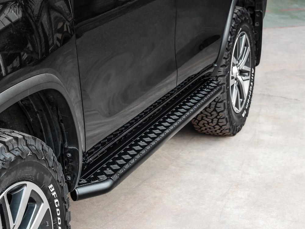 PIAK Side Step (Can use for rails, Black) for Toyota Fortuner GUN156R (8/2015 to 5/2018)